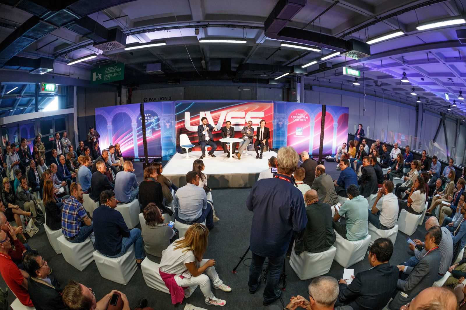THE FINAL DEBATES