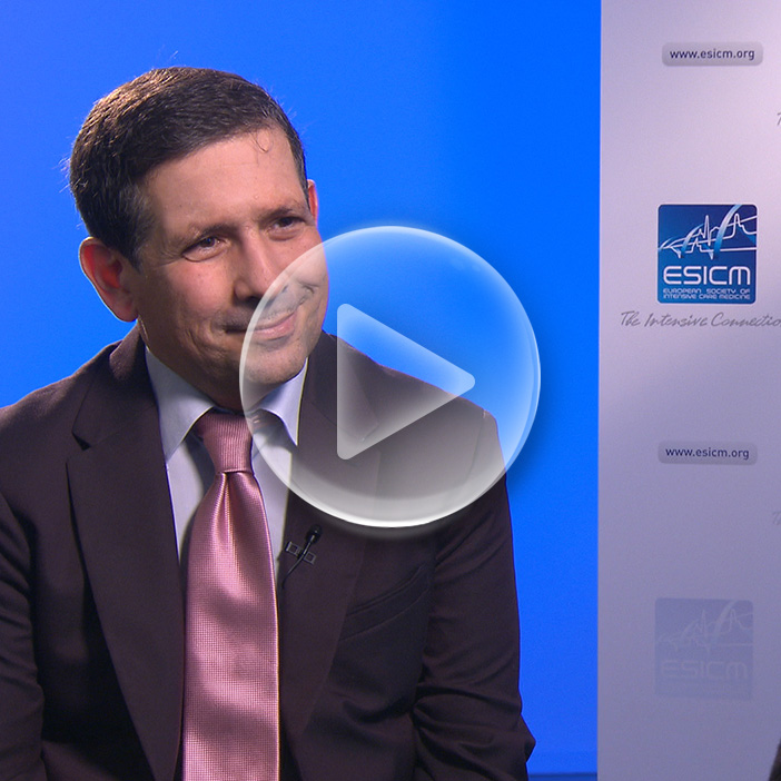 CLINICAL TRIAL RESULTS: Questions to improve family-staff communication in the ICU